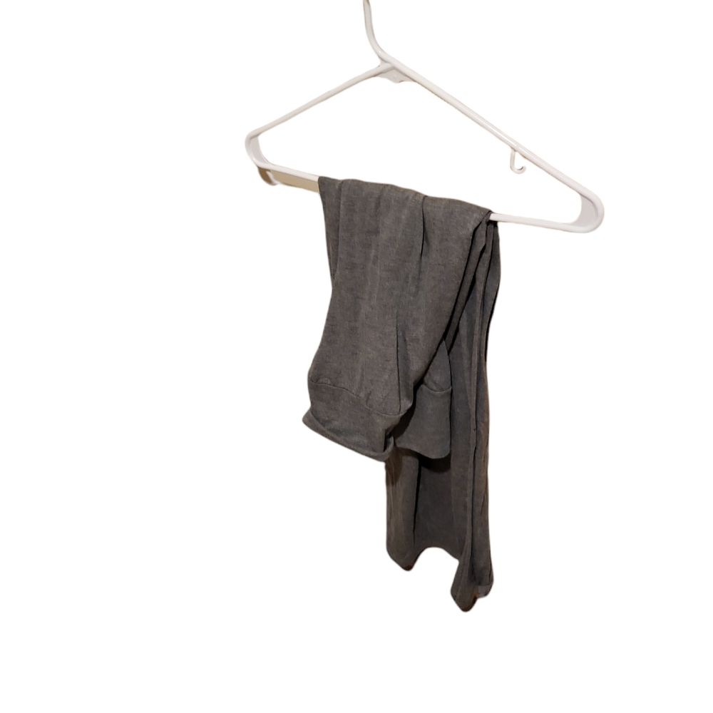 Grey skirt
